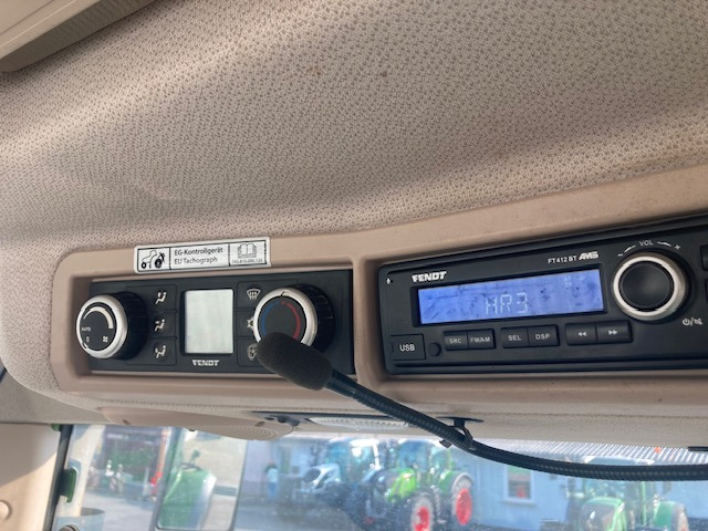 Fendt 724 Vario S4 Profi - Τρακτέρ: φωτογραφία 3 Fendt 724 Vario S4 Profi - Τρακτέρ: φωτογραφία 3