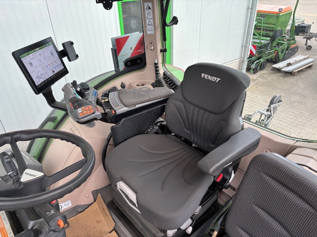 Fendt 726 Vario Gen7 Profi Setting2 - Τρακτέρ: φωτογραφία 3 Fendt 726 Vario Gen7 Profi Setting2 - Τρακτέρ: φωτογραφία 3