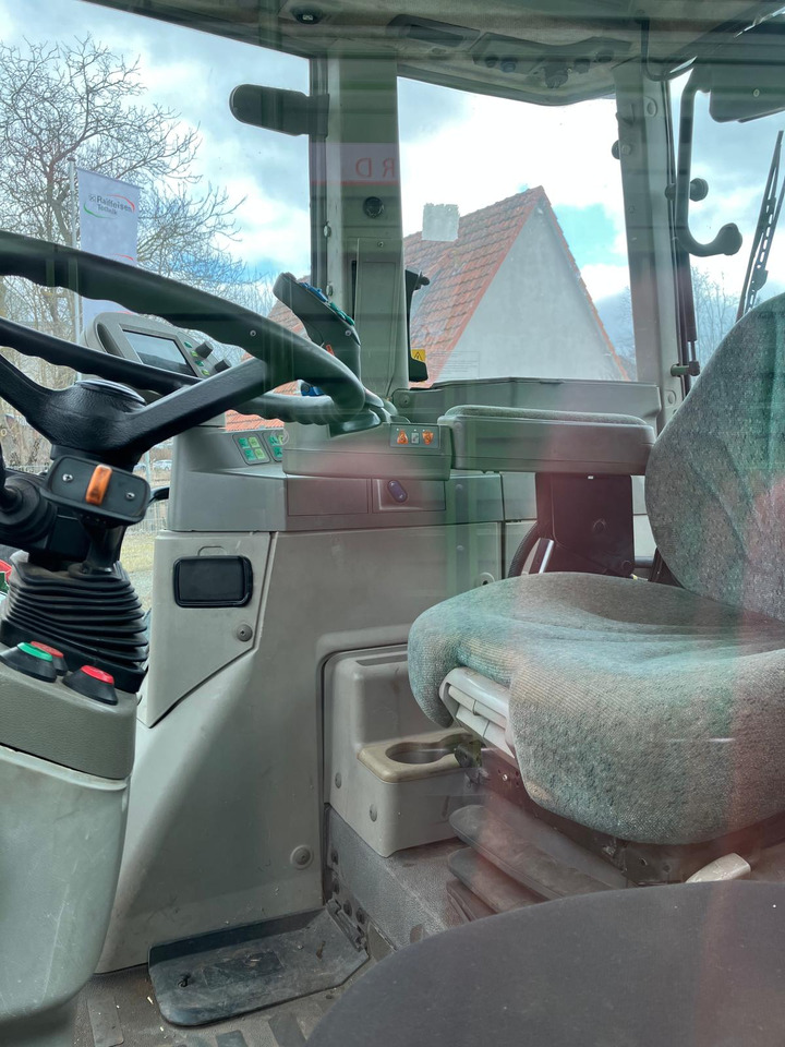 Fendt 817 Vario TMS - Τρακτέρ: φωτογραφία 2 Fendt 817 Vario TMS - Τρακτέρ: φωτογραφία 2