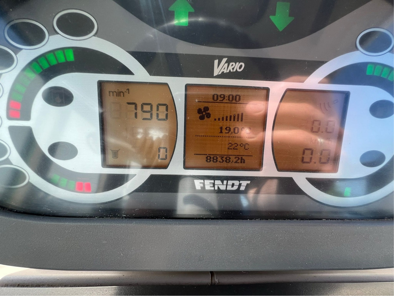 Fendt 828 Vario - Τρακτέρ: φωτογραφία 2 Fendt 828 Vario - Τρακτέρ: φωτογραφία 2