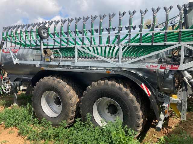 Fliegl VFW 14000 Maxx - Μηχανηματα λιπάσματα: φωτογραφία 1 Fliegl VFW 14000 Maxx - Μηχανηματα λιπάσματα: φωτογραφία 1