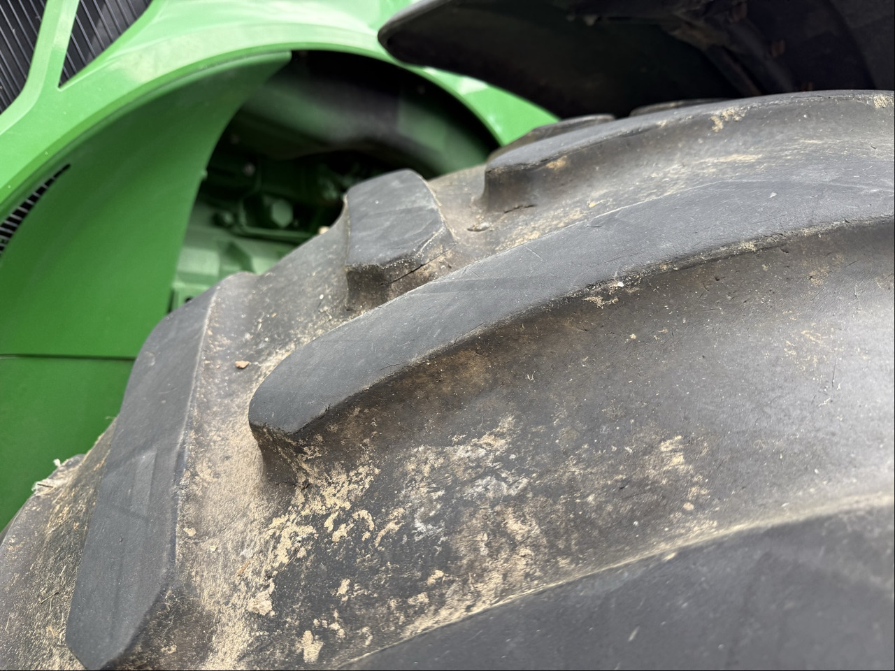 John Deere 8370R PowerShift - Τρακτέρ: φωτογραφία 3 John Deere 8370R PowerShift - Τρακτέρ: φωτογραφία 3