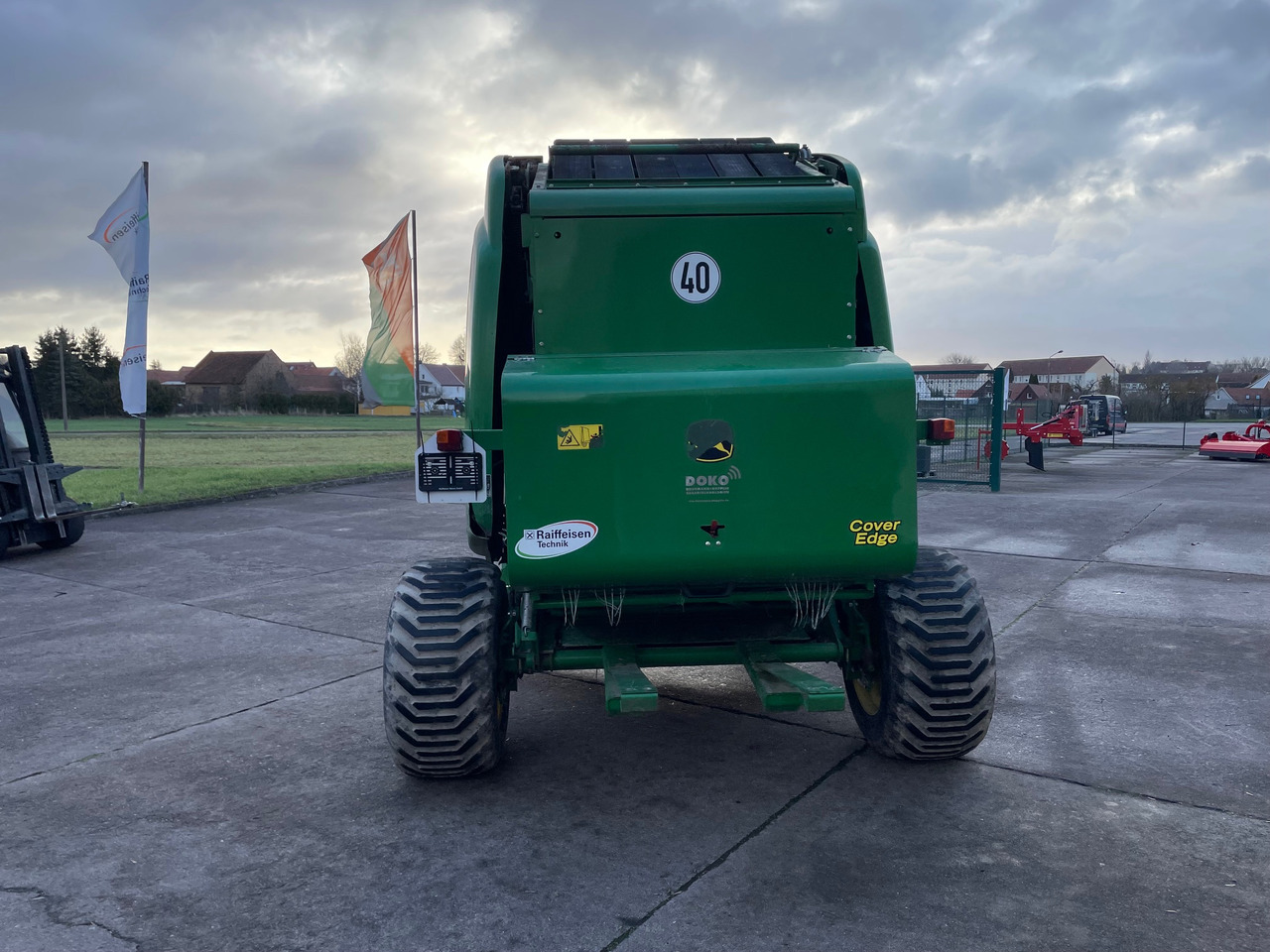 John Deere 864 Rundballenpresse - Σανού και κτηνοτροφικά μηχανήματα: φωτογραφία 4 John Deere 864 Rundballenpresse - Σανού και κτηνοτροφικά μηχανήματα: φωτογραφία 4