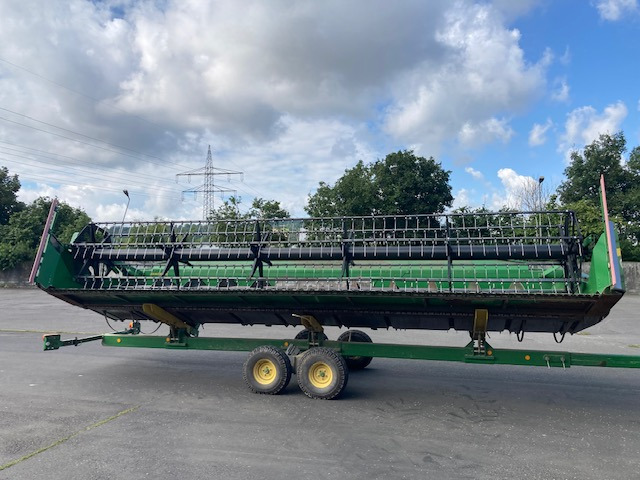 John Deere T660 Hilmaster - Θεριζοαλωνιστική μηχανή: φωτογραφία 3 John Deere T660 Hilmaster - Θεριζοαλωνιστική μηχανή: φωτογραφία 3