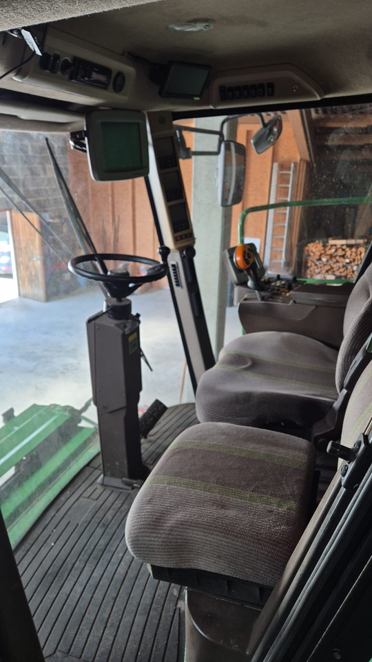 John Deere T660 i Hillmaster - Θεριζοαλωνιστική μηχανή: φωτογραφία 2 John Deere T660 i Hillmaster - Θεριζοαλωνιστική μηχανή: φωτογραφία 2