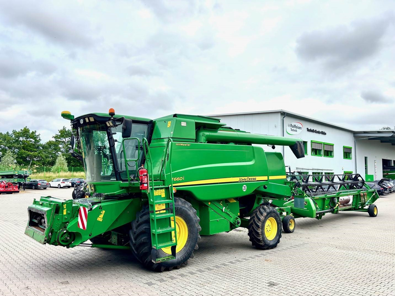 John Deere T660 i Hillmaster - Θεριζοαλωνιστική μηχανή: φωτογραφία 1 John Deere T660 i Hillmaster - Θεριζοαλωνιστική μηχανή: φωτογραφία 1