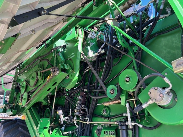 John Deere T660 i Hillmaster - Θεριζοαλωνιστική μηχανή: φωτογραφία 3 John Deere T660 i Hillmaster - Θεριζοαλωνιστική μηχανή: φωτογραφία 3