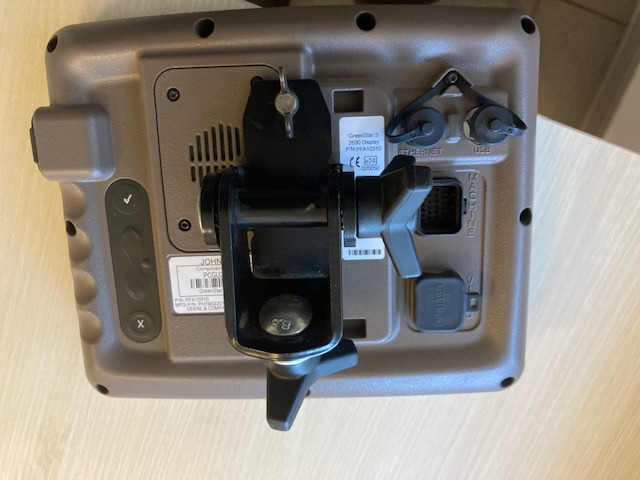 John Deere Terminal 2630 Greenstar - Τρακτέρ: φωτογραφία 2 John Deere Terminal 2630 Greenstar - Τρακτέρ: φωτογραφία 2