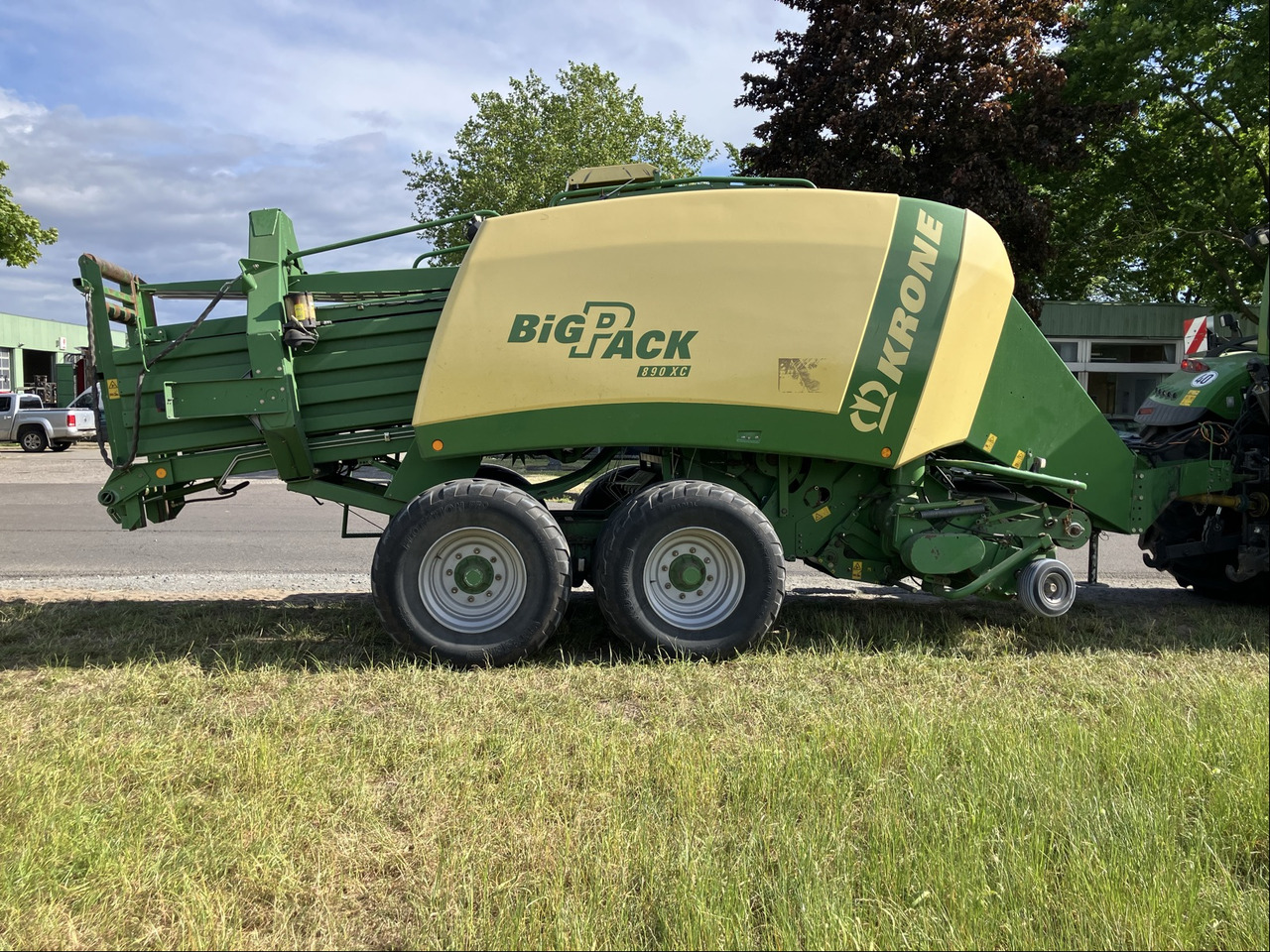 Krone Big Pack 890 XC - Χορτοδετική μηχανή τετράγωνες μπάλες: φωτογραφία 3 Krone Big Pack 890 XC - Χορτοδετική μηχανή τετράγωνες μπάλες: φωτογραφία 3