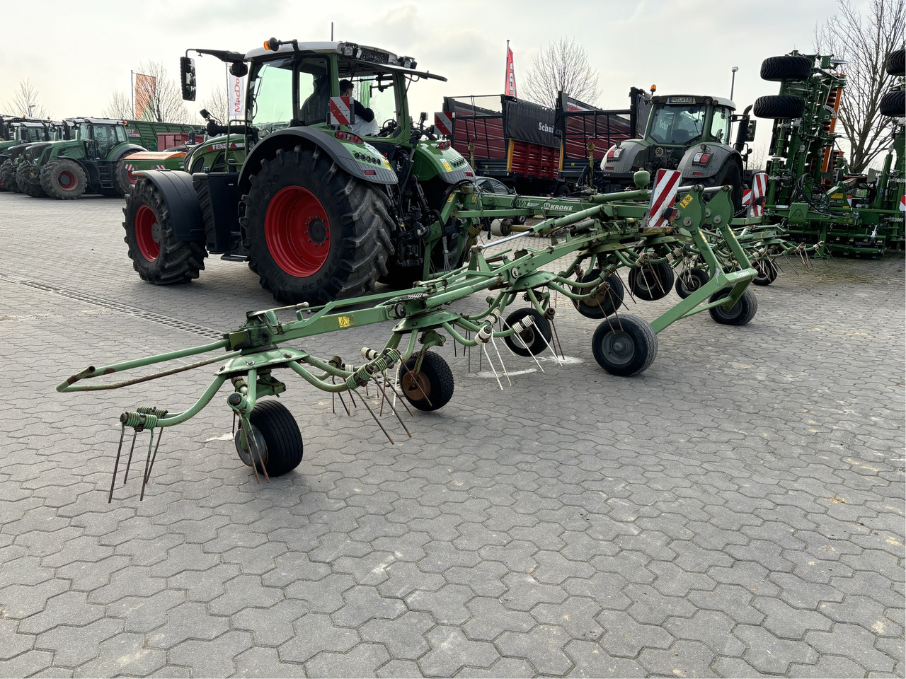 Krone KWT 10.50 / 8 x 7 Heuwender - Χορτοσυλλέκτης: φωτογραφία 2 Krone KWT 10.50 / 8 x 7 Heuwender - Χορτοσυλλέκτης: φωτογραφία 2