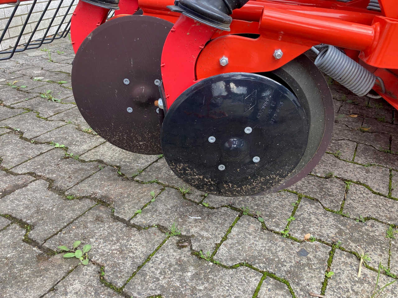 Kuhn Integra 3003 24 SD - Σπαρτική μηχανή: φωτογραφία 2 Kuhn Integra 3003 24 SD - Σπαρτική μηχανή: φωτογραφία 2