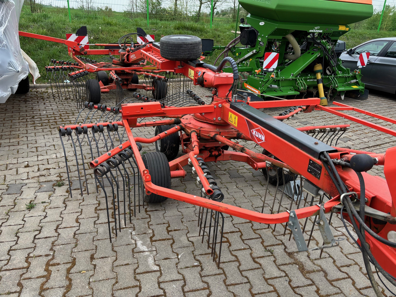 Kuhn Schwader 6632 - Χορτοσυλλέκτης: φωτογραφία 4 Kuhn Schwader 6632 - Χορτοσυλλέκτης: φωτογραφία 4