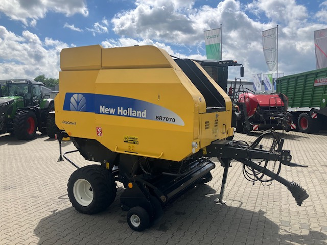 New Holland BR 7070 Crop Cutter II - Σανού και κτηνοτροφικά μηχανήματα: φωτογραφία 4 New Holland BR 7070 Crop Cutter II - Σανού και κτηνοτροφικά μηχανήματα: φωτογραφία 4