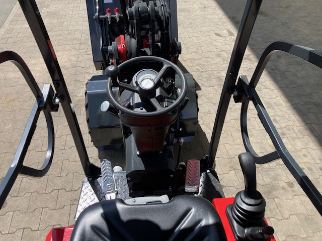 Schäffer Lader Typ 1622 - Ελαστιχοφόρος φορτωτής: φωτογραφία 3 Schäffer Lader Typ 1622 - Ελαστιχοφόρος φορτωτής: φωτογραφία 3