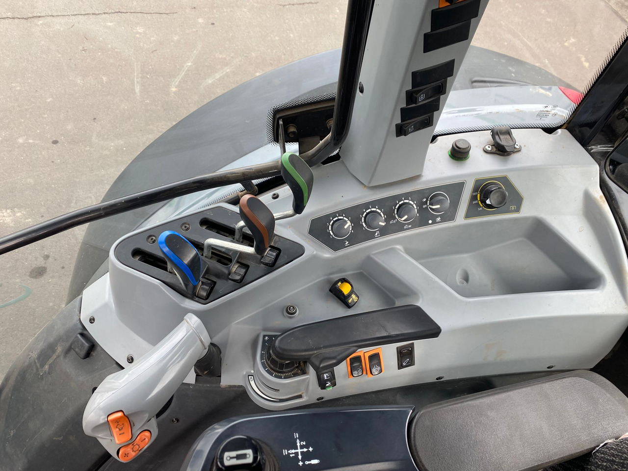 Valtra A 104 MH4 - Τρακτέρ: φωτογραφία 3 Valtra A 104 MH4 - Τρακτέρ: φωτογραφία 3