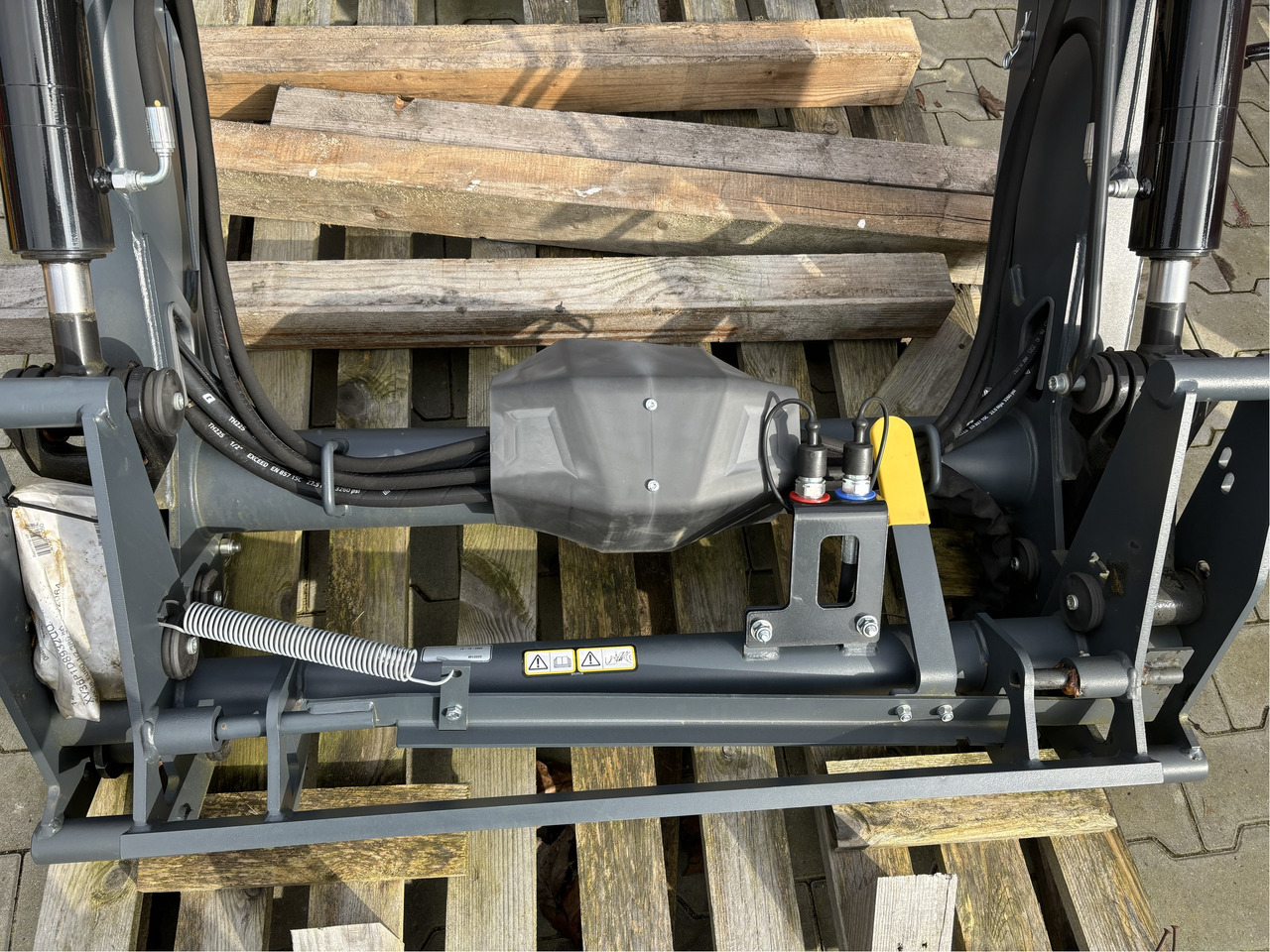 Valtra Frontlader X36DM - Φορτωτησ για τρακτερ: φωτογραφία 2 Valtra Frontlader X36DM - Φορτωτησ για τρακτερ: φωτογραφία 2