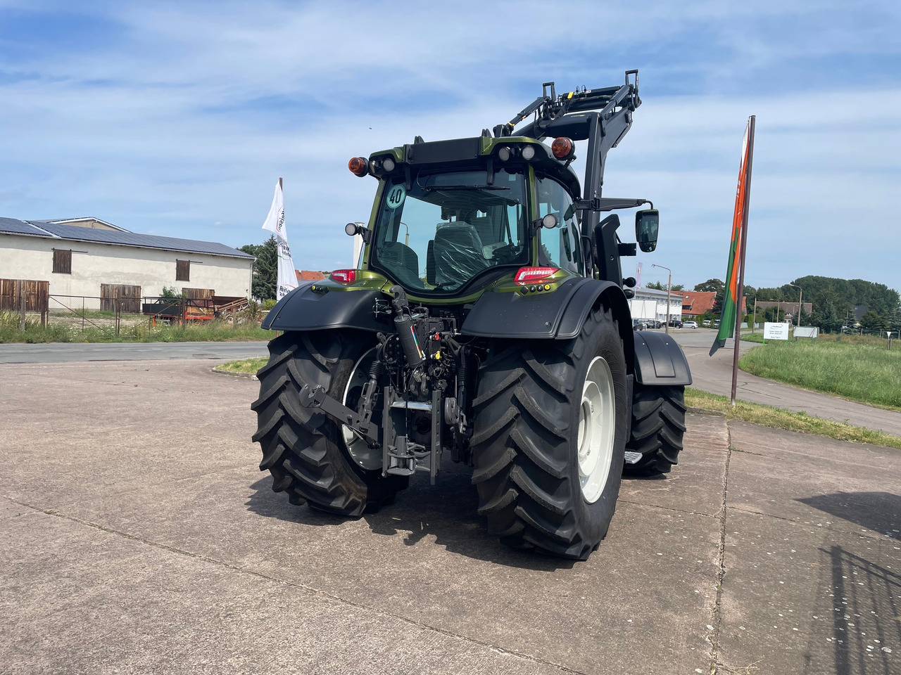 Valtra N155 EA 2B1 - Τρακτέρ: φωτογραφία 4 Valtra N155 EA 2B1 - Τρακτέρ: φωτογραφία 4
