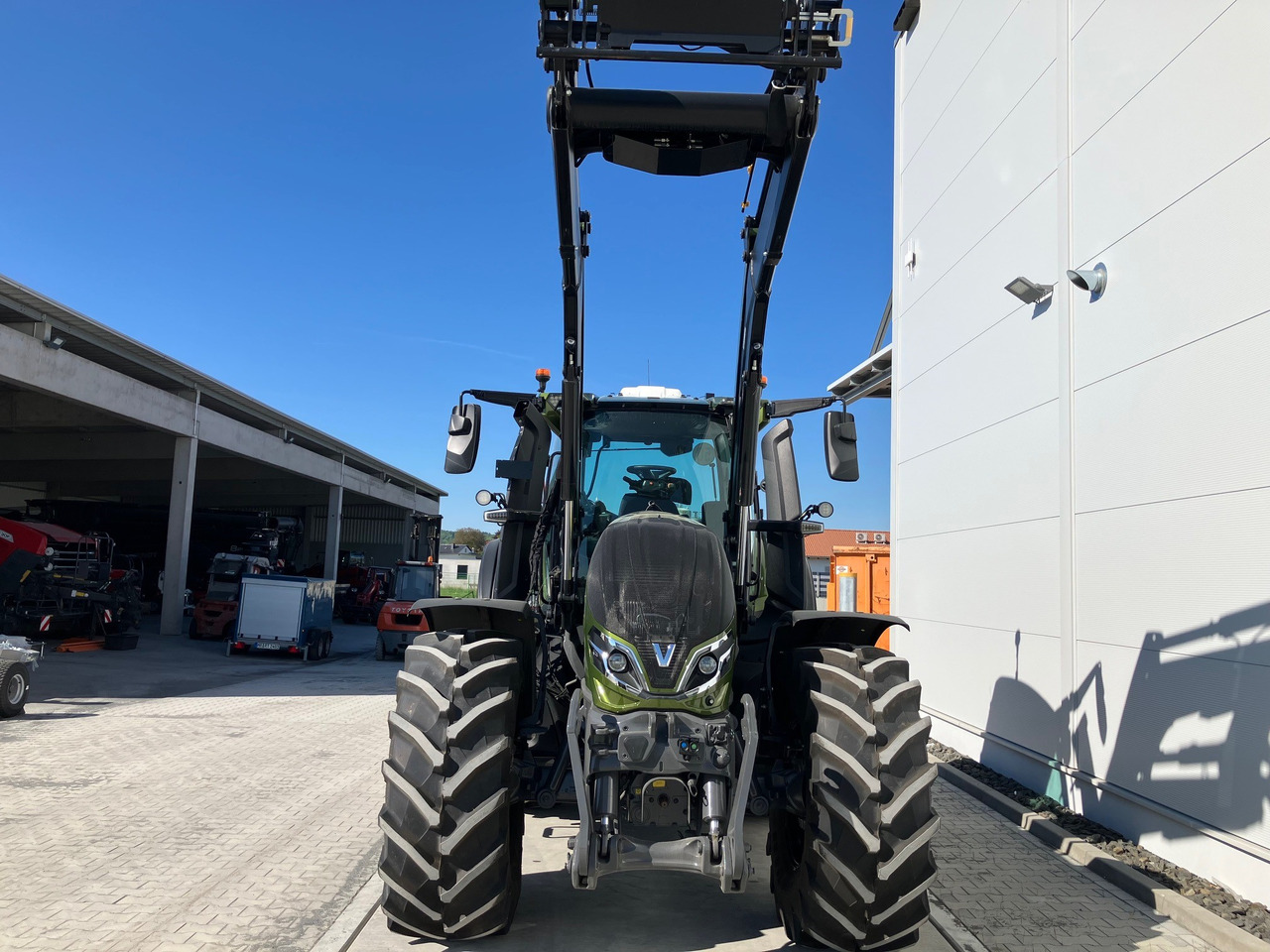 Valtra Q 285 - Τρακτέρ: φωτογραφία 5 Valtra Q 285 - Τρακτέρ: φωτογραφία 5