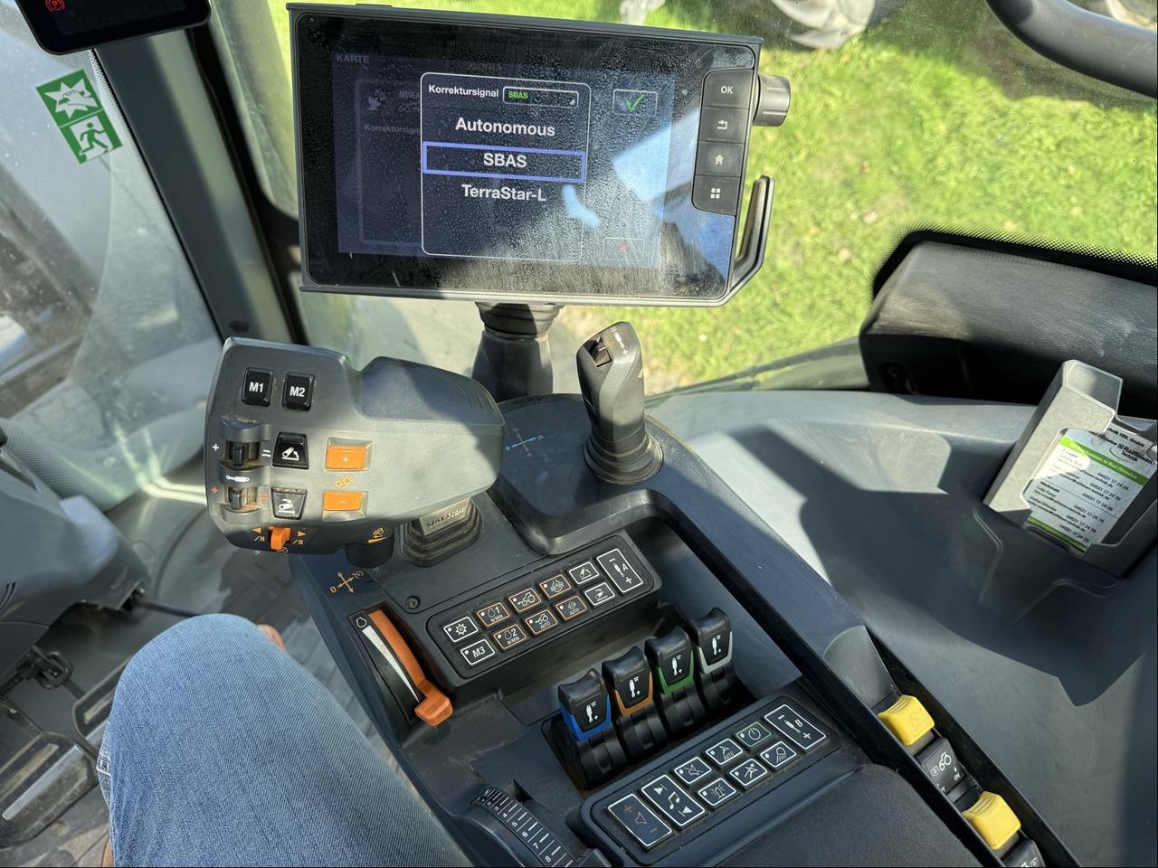 Valtra T 235 Direct - Τρακτέρ: φωτογραφία 3 Valtra T 235 Direct - Τρακτέρ: φωτογραφία 3