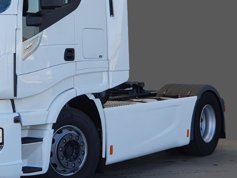Iveco HI WAY Sideskirts / Fairings - Αεροδυναμική/ Αεροτομή για Φορτηγό: φωτογραφία 2 Iveco HI WAY Sideskirts / Fairings - Αεροδυναμική/ Αεροτομή για Φορτηγό: φωτογραφία 2