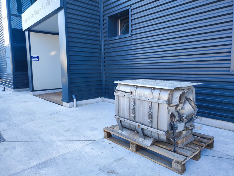 Mercedes-Benz ACTROS AROCS - Καταλυτικός μετατροπέας για Φορτηγό: φωτογραφία 3 Mercedes-Benz ACTROS AROCS - Καταλυτικός μετατροπέας για Φορτηγό: φωτογραφία 3