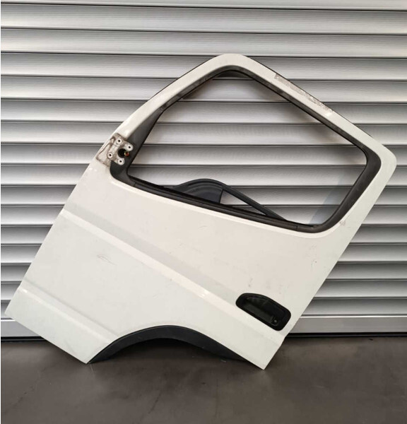 Mitsubishi Fuso "C" comfort cab (LARGE) - Πόρτα και ανταλλακτικά για Φορτηγό: φωτογραφία 1 Mitsubishi Fuso "C" comfort cab (LARGE) - Πόρτα και ανταλλακτικά για Φορτηγό: φωτογραφία 1
