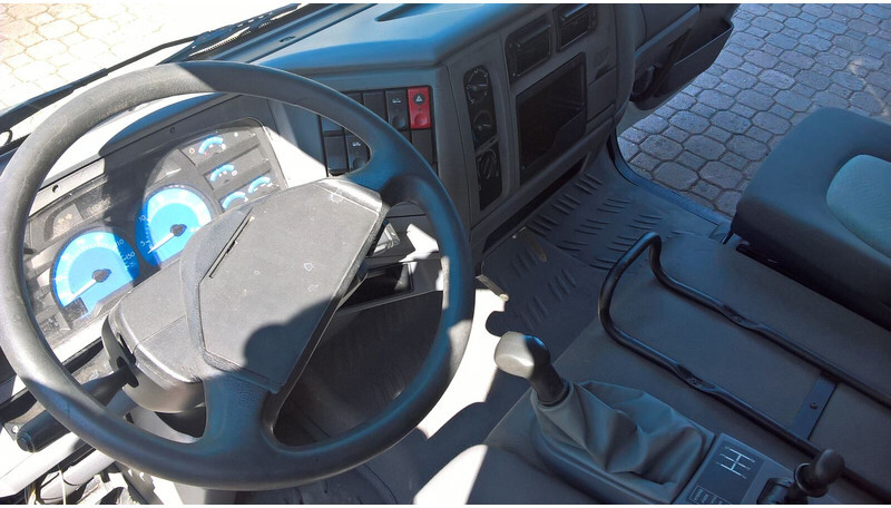 Renault PREMIUM DISTRIBUTION - KERAX - Καμπίνα και εσωτερικό για Φορτηγό: φωτογραφία 2 Renault PREMIUM DISTRIBUTION - KERAX - Καμπίνα και εσωτερικό για Φορτηγό: φωτογραφία 2