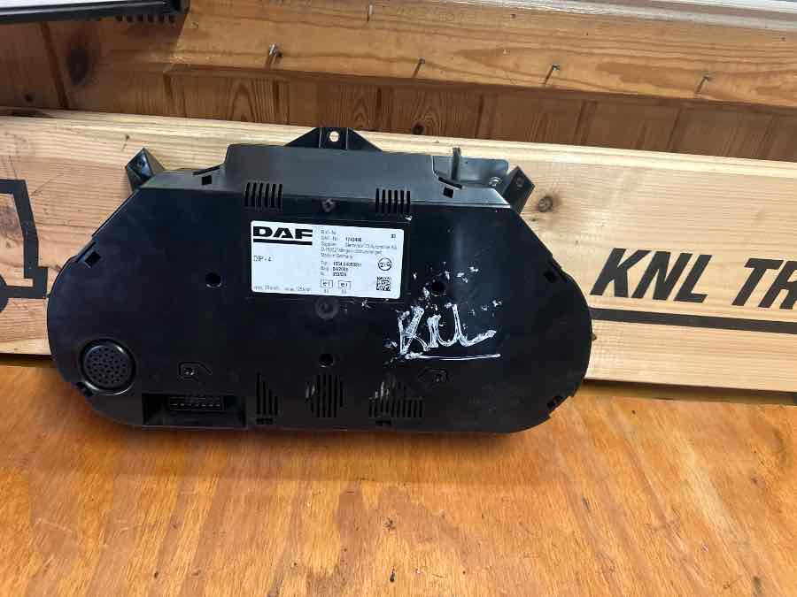 DAF INSTRUMENT ICL 1743496 - Καμπίνα και εσωτερικό για Φορτηγό: φωτογραφία 2 DAF INSTRUMENT ICL 1743496 - Καμπίνα και εσωτερικό για Φορτηγό: φωτογραφία 2