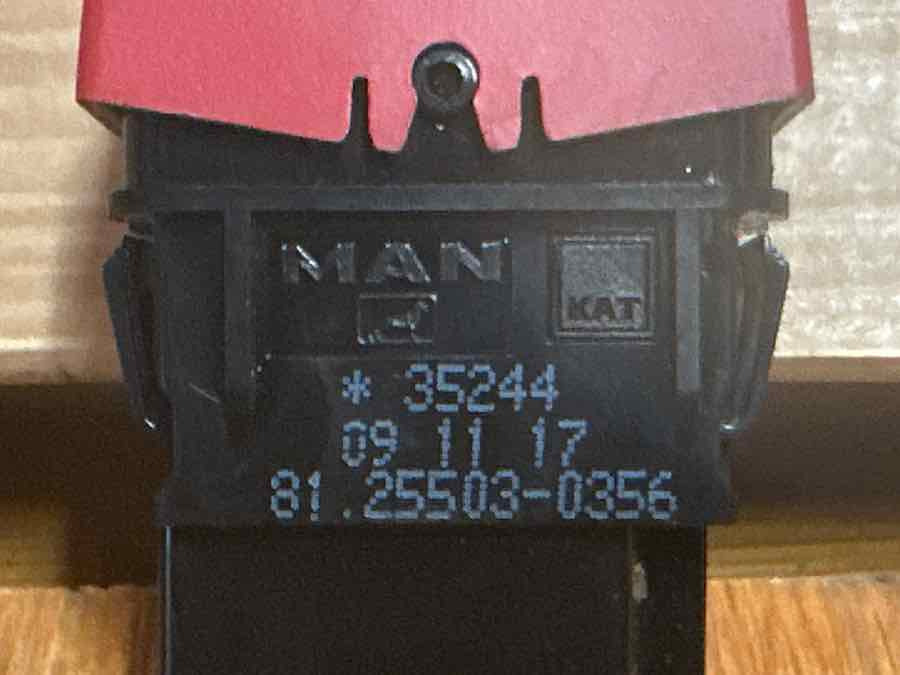 MAN SWITCH 81.25503-0356 - Καμπίνα και εσωτερικό για Φορτηγό: φωτογραφία 2 MAN SWITCH 81.25503-0356 - Καμπίνα και εσωτερικό για Φορτηγό: φωτογραφία 2