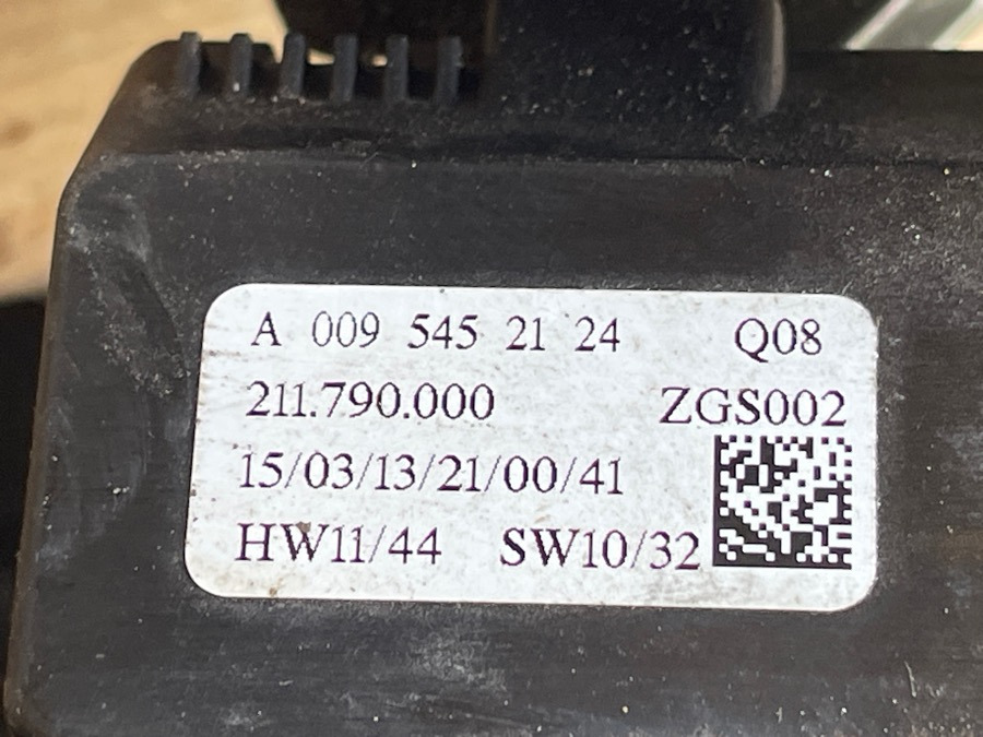 MERCEDES GEAR LEVER A0095452124 - Καμπίνα και εσωτερικό για Φορτηγό: φωτογραφία 3 MERCEDES GEAR LEVER A0095452124 - Καμπίνα και εσωτερικό για Φορτηγό: φωτογραφία 3