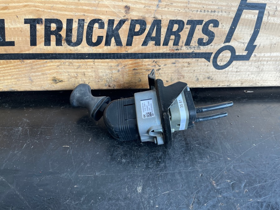 MERCEDES HAND BRAKE A0044303581 - Καμπίνα και εσωτερικό για Φορτηγό: φωτογραφία 2 MERCEDES HAND BRAKE A0044303581 - Καμπίνα και εσωτερικό για Φορτηγό: φωτογραφία 2