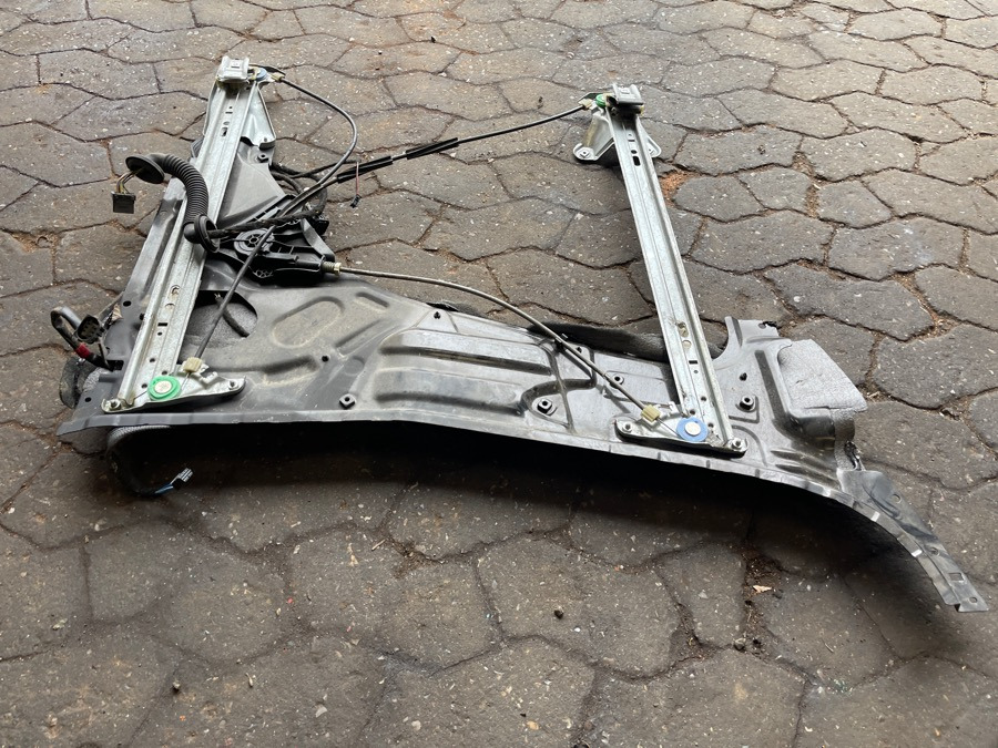MERCEDES WINDOW MECHNANISM A9607201246 - Καμπίνα και εσωτερικό για Φορτηγό: φωτογραφία 2 MERCEDES WINDOW MECHNANISM A9607201246 - Καμπίνα και εσωτερικό για Φορτηγό: φωτογραφία 2