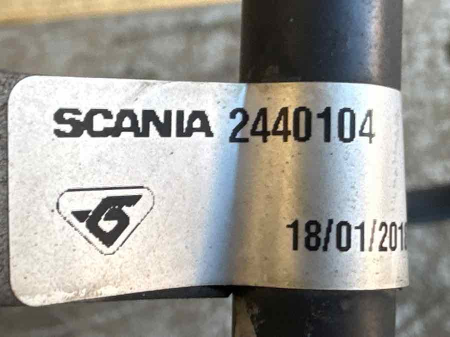 SCANIA A/C PIPE 2440104 - Σωλήνας εισαγωγής αέρα για Φορτηγό: φωτογραφία 2 SCANIA A/C PIPE 2440104 - Σωλήνας εισαγωγής αέρα για Φορτηγό: φωτογραφία 2