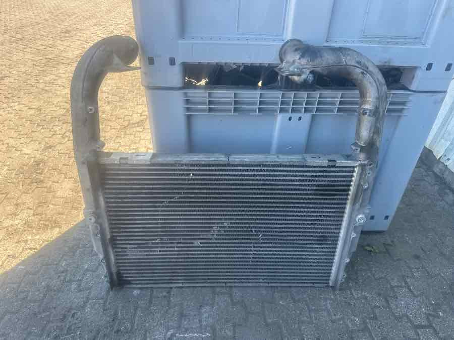 SCANIA CHANGE AIR COOLER 1795901 - Σύστημα ψύξης για Φορτηγό: φωτογραφία 1 SCANIA CHANGE AIR COOLER 1795901 - Σύστημα ψύξης για Φορτηγό: φωτογραφία 1