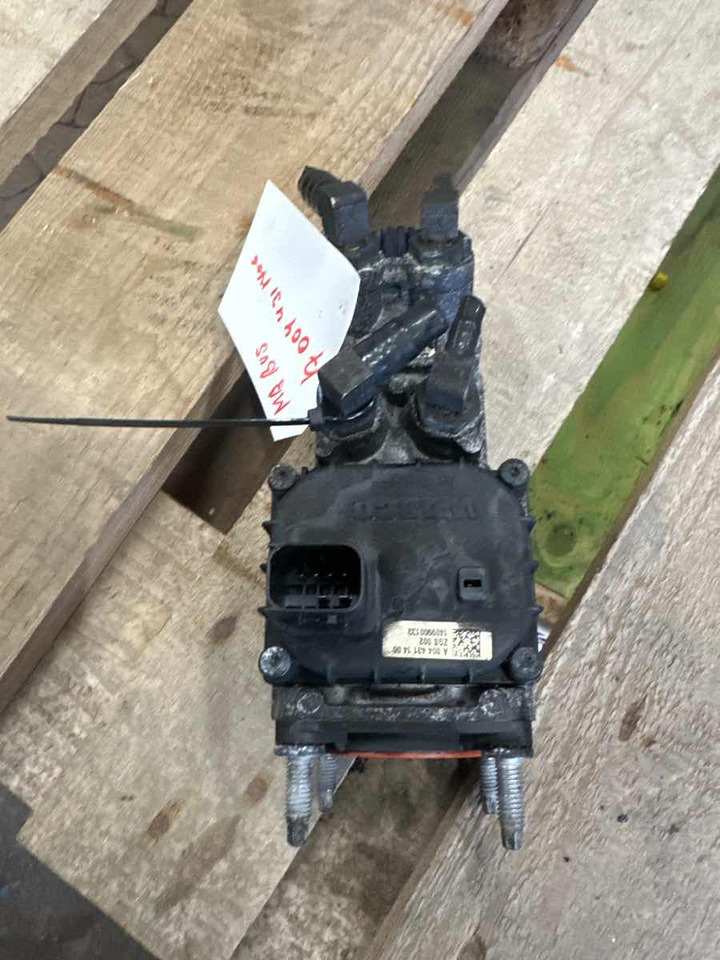 SETRA / MERCEDES BRAKE VALVE A0044314906 - Βαλβίδα φρένων για Λεωφορείο: φωτογραφία 1 SETRA / MERCEDES BRAKE VALVE A0044314906 - Βαλβίδα φρένων για Λεωφορείο: φωτογραφία 1