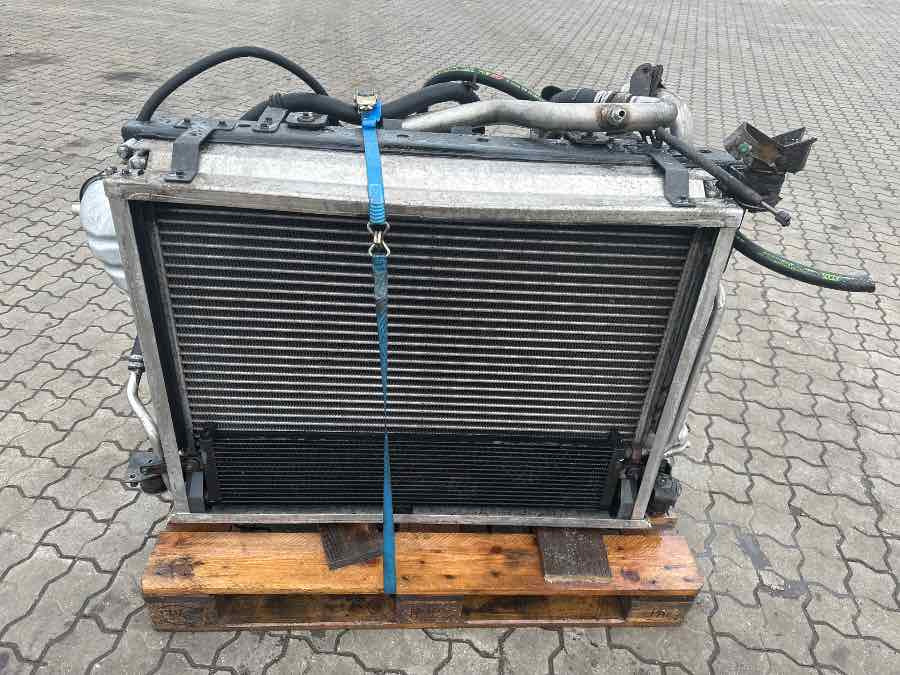 VOLVO BUS COOLER PACKET 21622194 - Σύστημα ψύξης για Λεωφορείο: φωτογραφία 2 VOLVO BUS COOLER PACKET 21622194 - Σύστημα ψύξης για Λεωφορείο: φωτογραφία 2