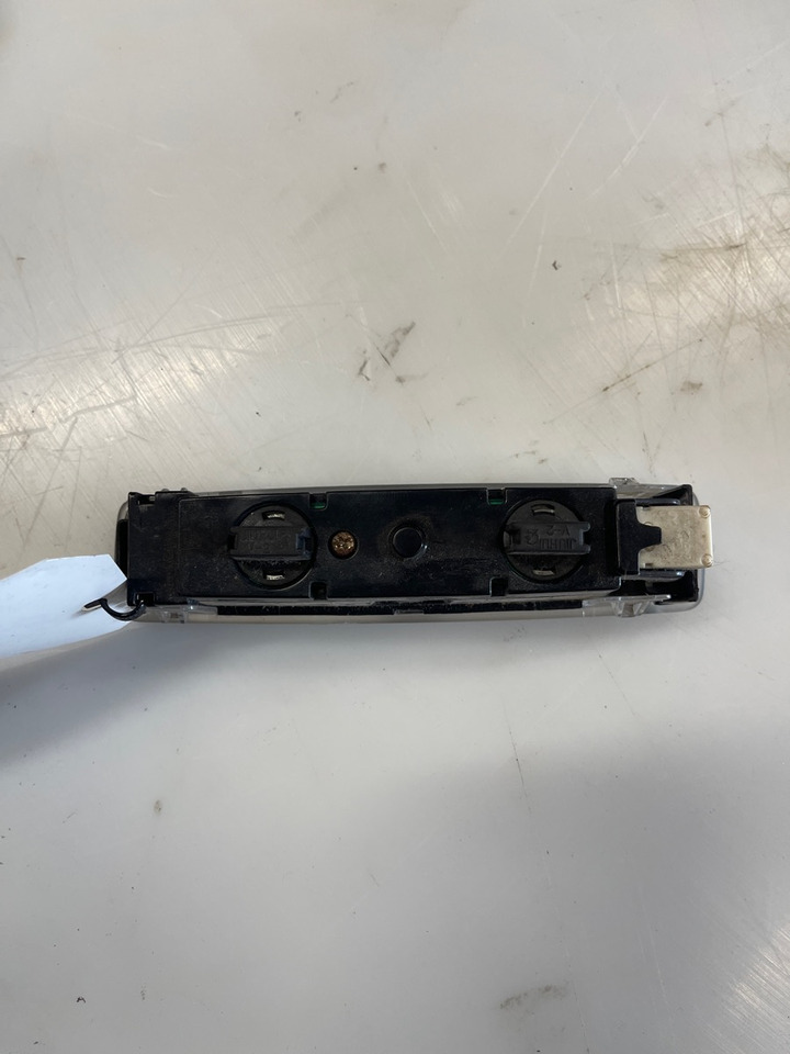 VOLVO LIGHT 82055235 - Φωτισμός για Φορτηγό: φωτογραφία 3 VOLVO LIGHT 82055235 - Φωτισμός για Φορτηγό: φωτογραφία 3