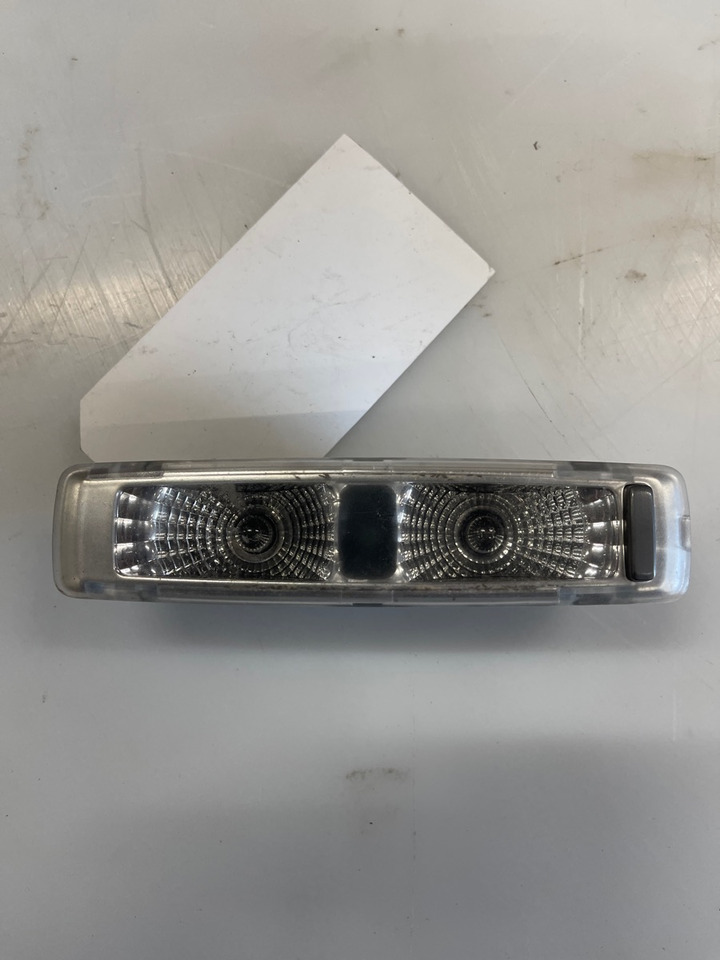 VOLVO LIGHT 82055235 - Φωτισμός για Φορτηγό: φωτογραφία 2 VOLVO LIGHT 82055235 - Φωτισμός για Φορτηγό: φωτογραφία 2