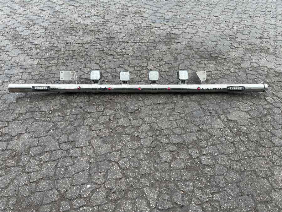 VOLVO LIGHT BOOM, CHROME - Φωτισμός για Φορτηγό: φωτογραφία 1 VOLVO LIGHT BOOM, CHROME - Φωτισμός για Φορτηγό: φωτογραφία 1