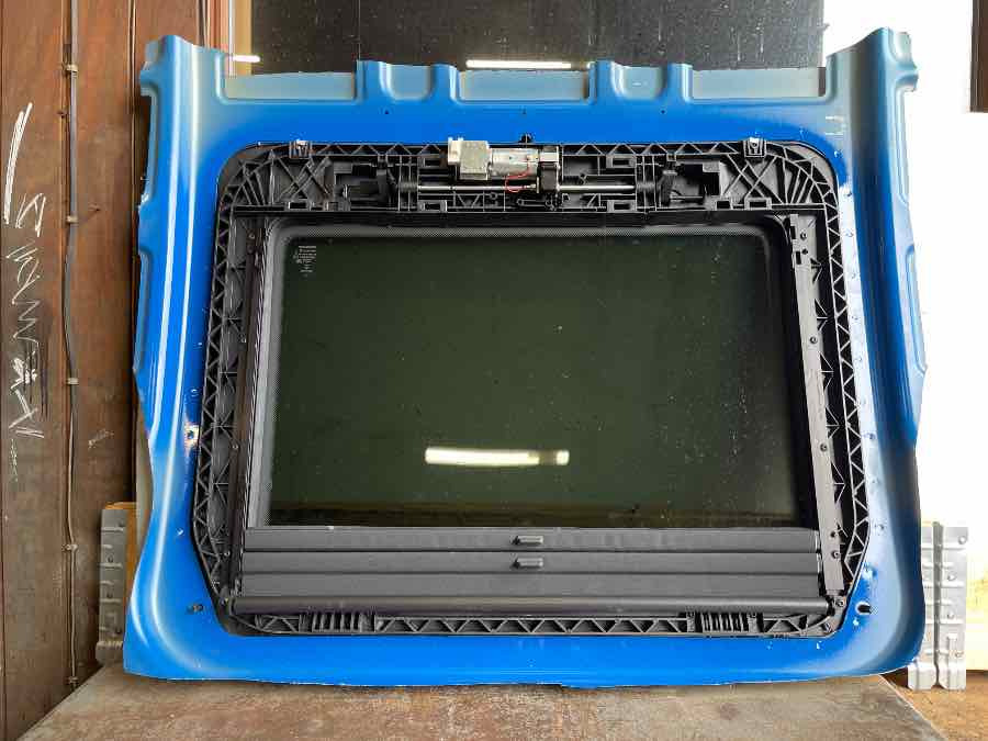 VOLVO SUNROOF 84415477 - Καμπίνα και εσωτερικό για Φορτηγό: φωτογραφία 3 VOLVO SUNROOF 84415477 - Καμπίνα και εσωτερικό για Φορτηγό: φωτογραφία 3