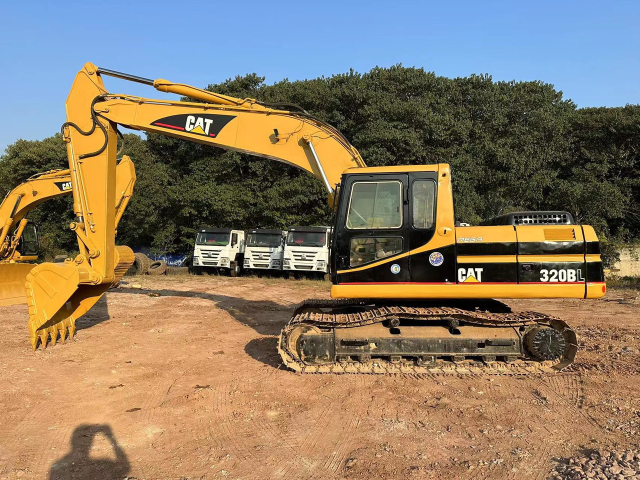 CAT 320B excavator - Ερπυστριοφόρος εκσκαφέας: φωτογραφία 1 CAT 320B excavator - Ερπυστριοφόρος εκσκαφέας: φωτογραφία 1