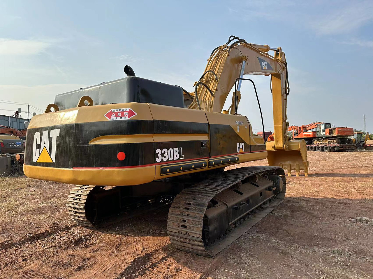 CAT 320B - Ερπυστριοφόρος εκσκαφέας: φωτογραφία 3 CAT 320B - Ερπυστριοφόρος εκσκαφέας: φωτογραφία 3