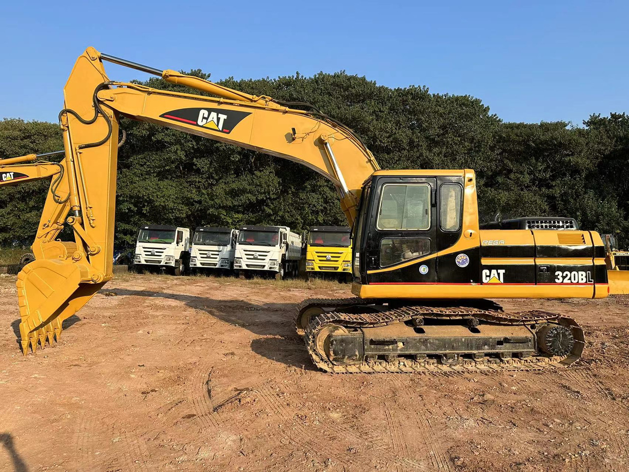 CAT 320B - Ερπυστριοφόρος εκσκαφέας: φωτογραφία 1 CAT 320B - Ερπυστριοφόρος εκσκαφέας: φωτογραφία 1