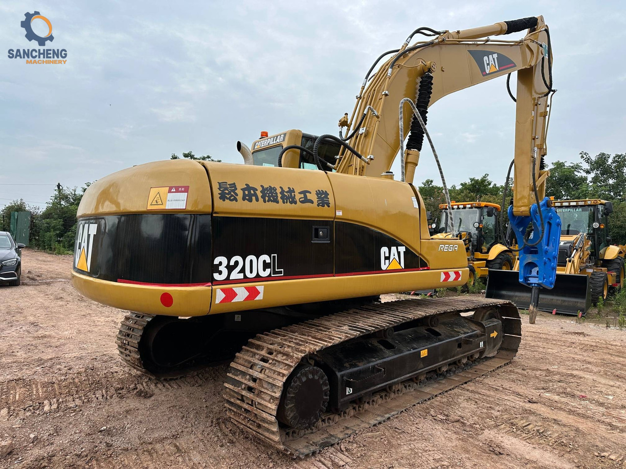 CAT 320CL with hammer crawler excavator - Ερπυστριοφόρος εκσκαφέας: φωτογραφία 2 CAT 320CL with hammer crawler excavator - Ερπυστριοφόρος εκσκαφέας: φωτογραφία 2