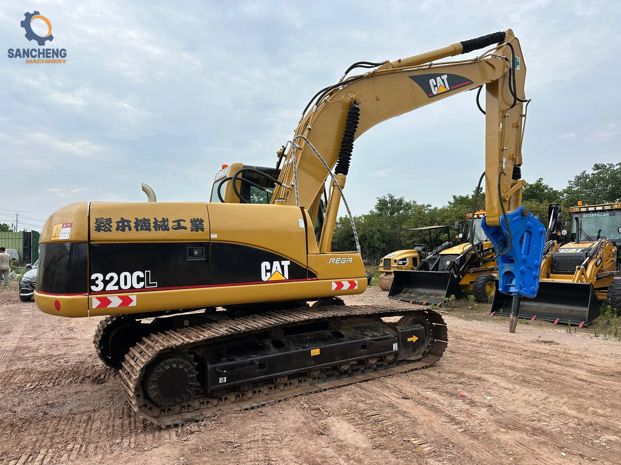 CAT 320CL with hammer - Ερπυστριοφόρος εκσκαφέας: φωτογραφία 3 CAT 320CL with hammer - Ερπυστριοφόρος εκσκαφέας: φωτογραφία 3