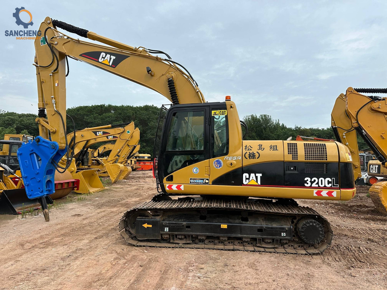 CAT 320CL with hammer - Ερπυστριοφόρος εκσκαφέας: φωτογραφία 2 CAT 320CL with hammer - Ερπυστριοφόρος εκσκαφέας: φωτογραφία 2