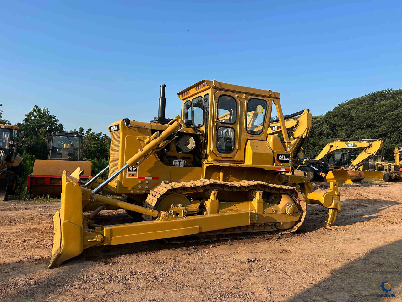 CAT D7G - Μπουλντόζα: φωτογραφία 3 CAT D7G - Μπουλντόζα: φωτογραφία 3