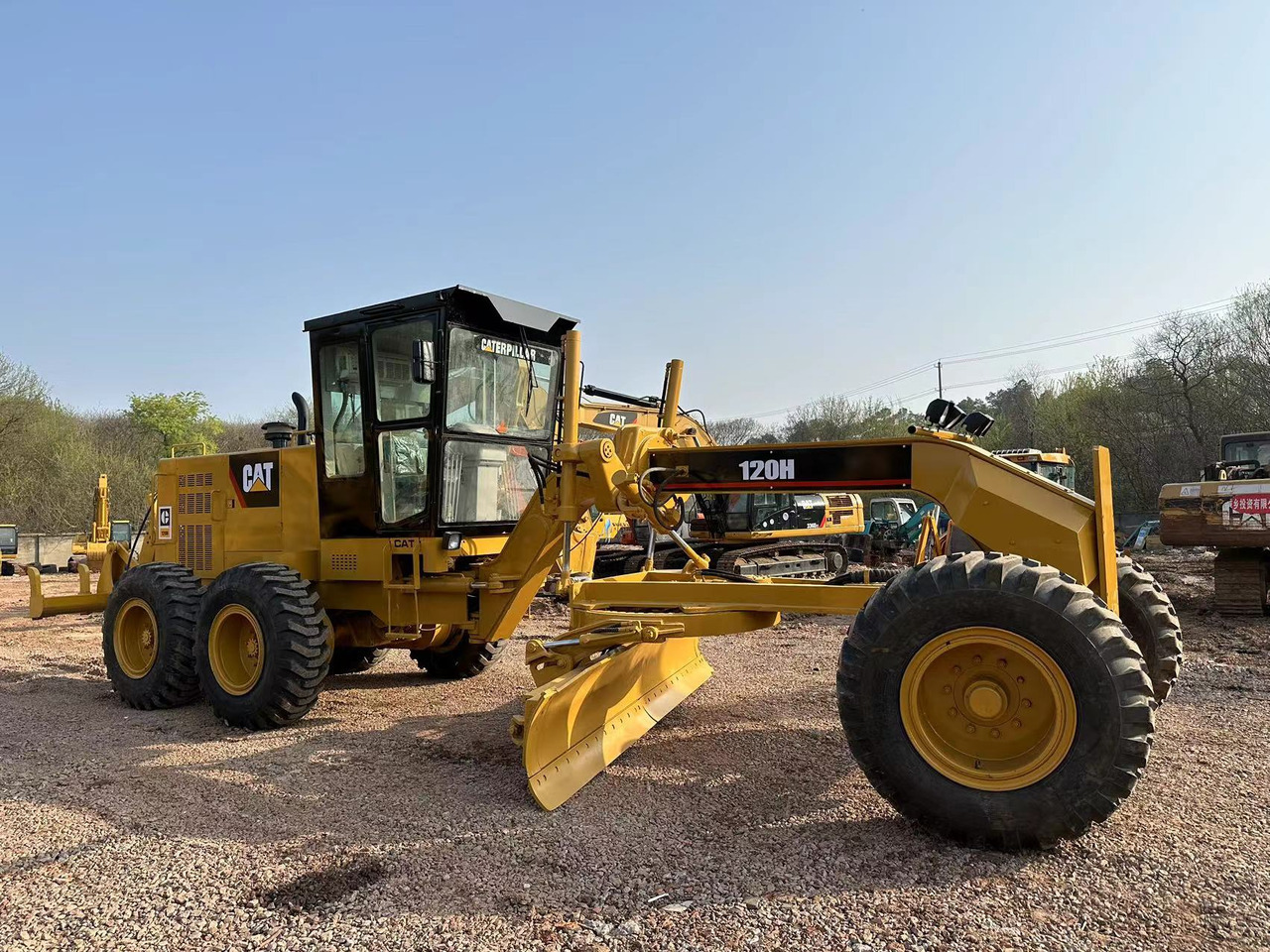 CATERPILLAR 120H - Γκρέιντερ: φωτογραφία 1 CATERPILLAR 120H - Γκρέιντερ: φωτογραφία 1