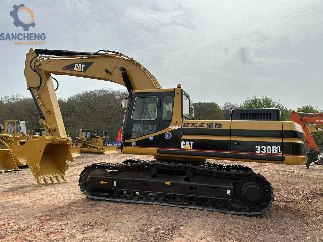 CATERPILLAR 330BL - Ερπυστριοφόρος εκσκαφέας: φωτογραφία 1 CATERPILLAR 330BL - Ερπυστριοφόρος εκσκαφέας: φωτογραφία 1