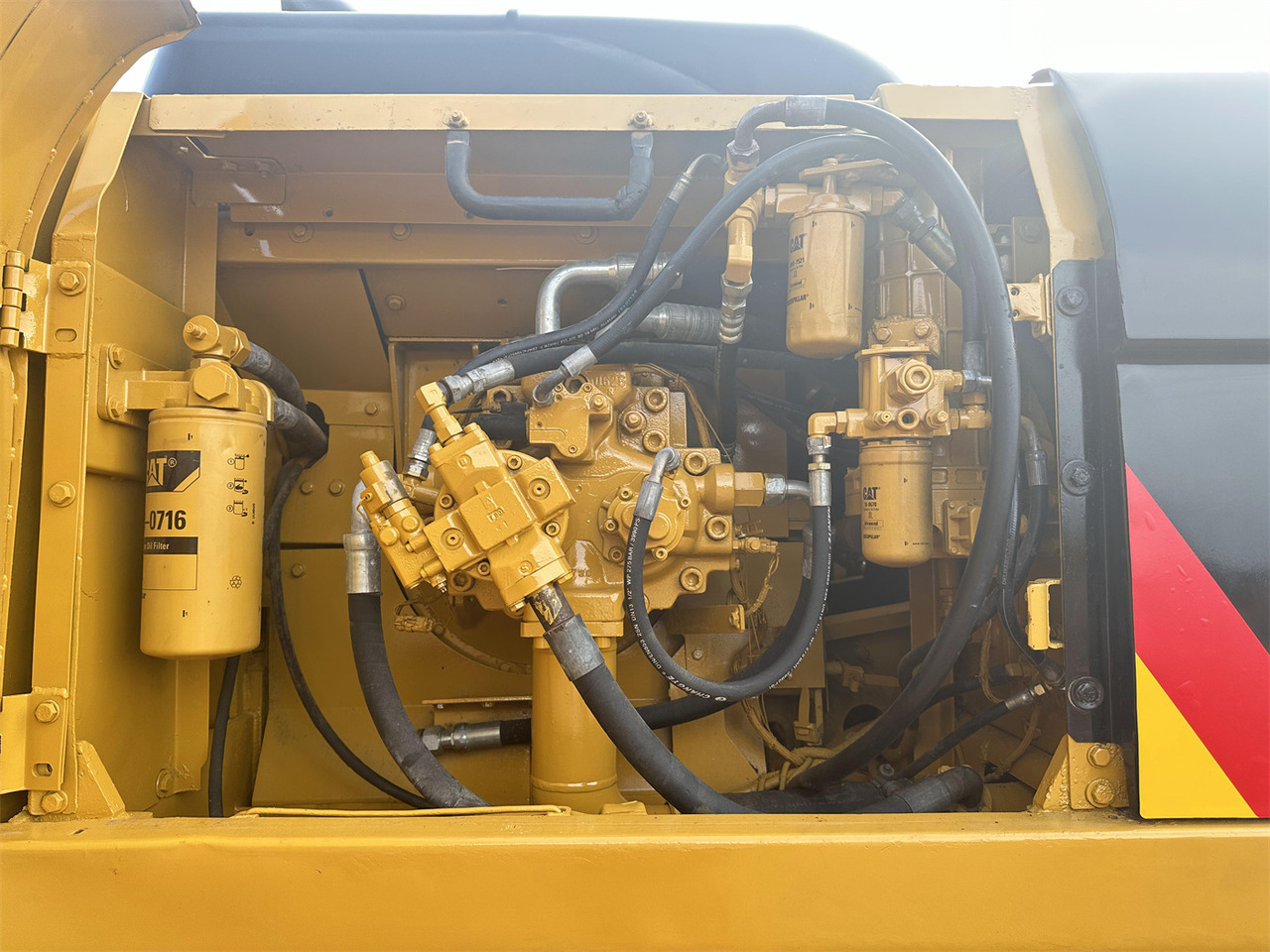 Ερπυστριοφόρος εκσκαφέας CATERPILLAR 330D excavator: φωτογραφία 8 Ερπυστριοφόρος εκσκαφέας CATERPILLAR 330D excavator: φωτογραφία 8